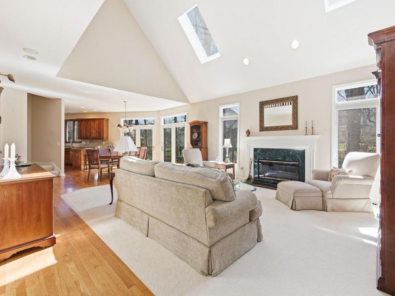 4219 Bibury Court, Columbus, OH 43221 Photo 7