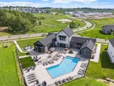 10412 Robinwood Road , Chaska, MN 55318