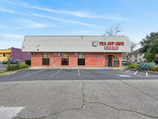 1614 21st St, Sacramento, CA 95811