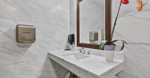 1614 21st St, Sacramento, CA 95811 Photo