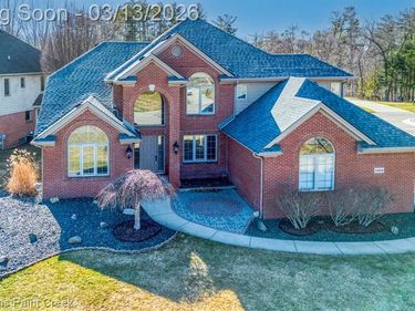 1628 Royal Birkdale Drive W, Oxford Twp, MI 48371