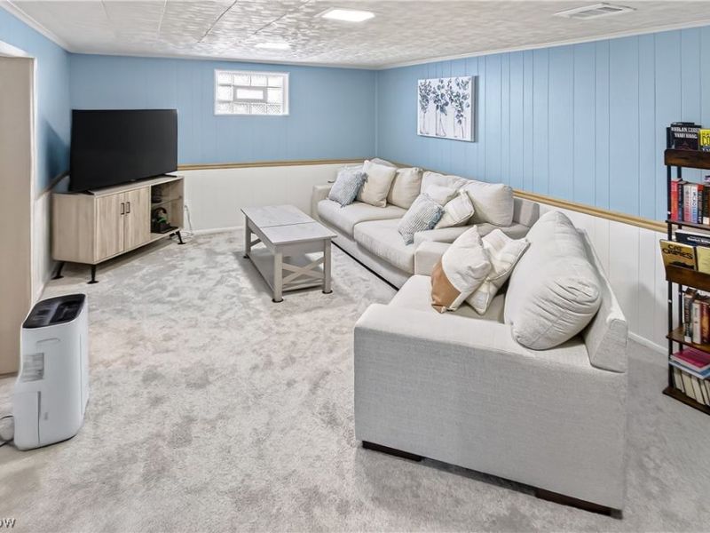 14761 Larkfield Drive , Brook Park, OH 44142 Photo 22