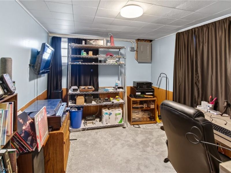 14761 Larkfield Drive , Brook Park, OH 44142 Photo 24