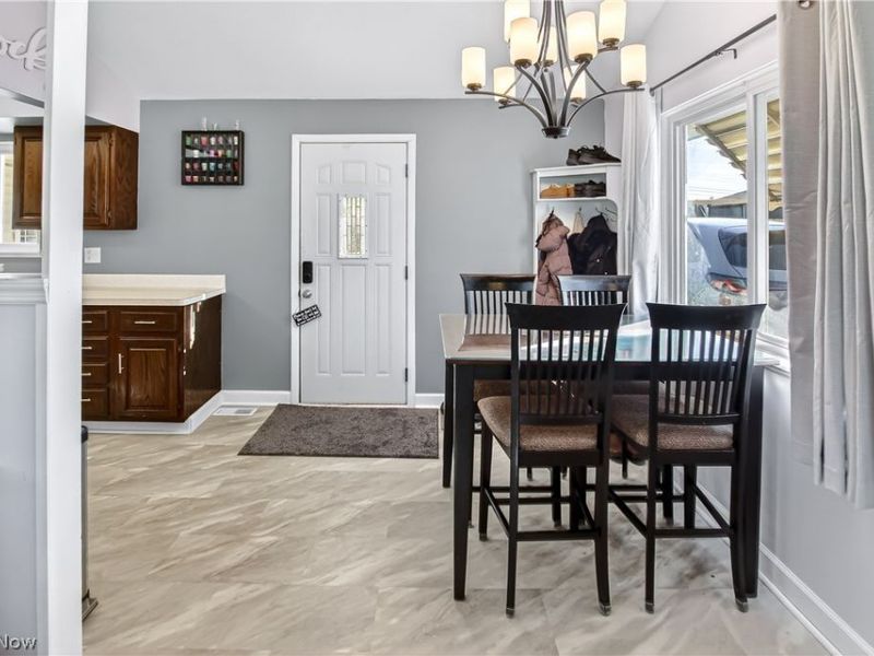 14761 Larkfield Drive , Brook Park, OH 44142 Photo 8