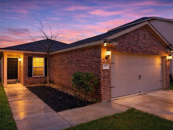 107 Millers LOOP, Jarrell, TX 76537