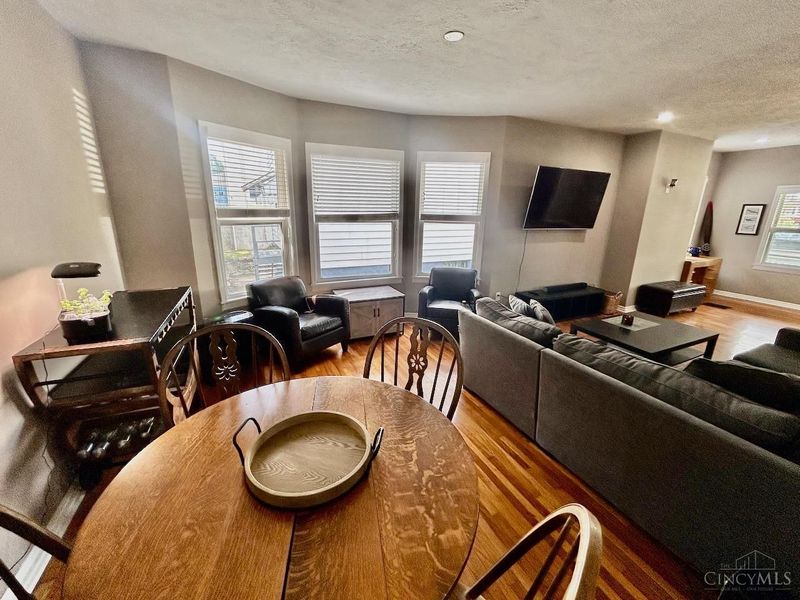 6001 Bramble Avenue, Cincinnati, OH 45227 Photo 10