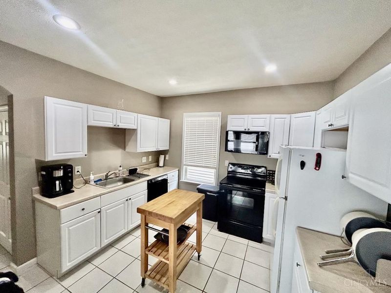 6001 Bramble Avenue, Cincinnati, OH 45227 Photo 16