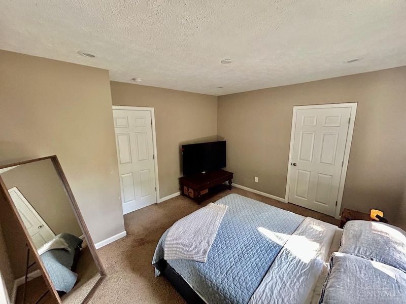 6001 Bramble Avenue, Cincinnati, OH 45227 Photo 26