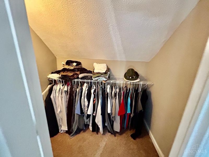 6001 Bramble Avenue, Cincinnati, OH 45227 Photo 28