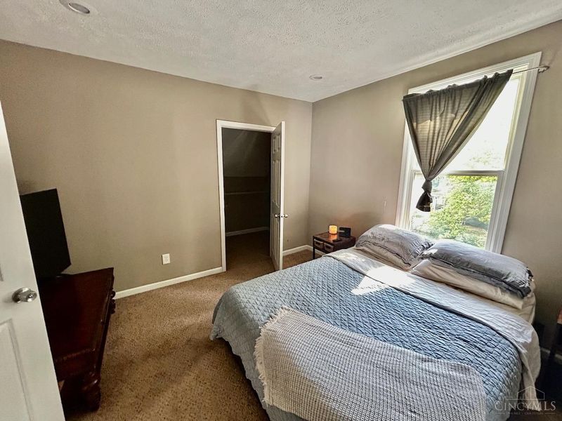 6001 Bramble Avenue, Cincinnati, OH 45227 Photo 29