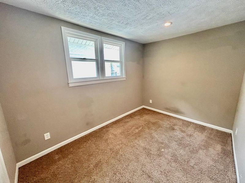 6001 Bramble Avenue, Cincinnati, OH 45227 Photo 32