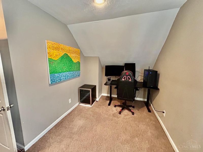 6001 Bramble Avenue, Cincinnati, OH 45227 Photo 34