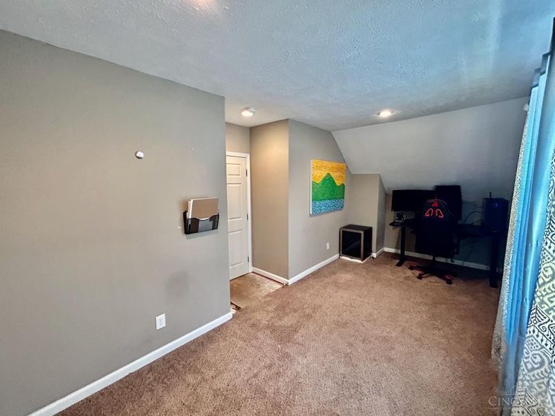 6001 Bramble Avenue, Cincinnati, OH 45227 Photo 37