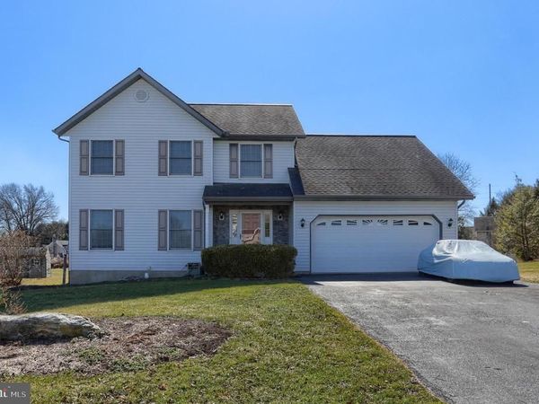 60 NORFOLK LANE, LEBANON, PA 17042