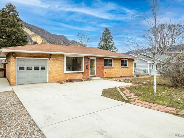 1809 Grand Avenue, Glenwood Springs, CO 81601