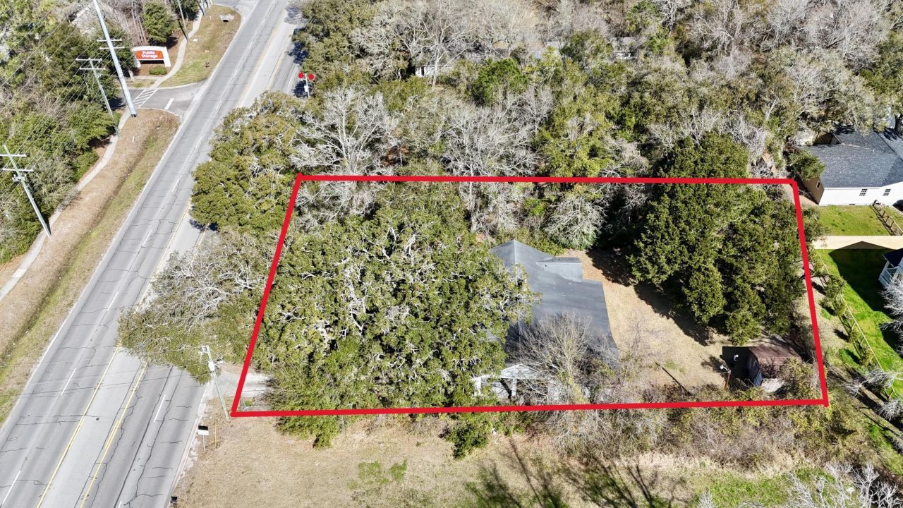 1438 Folly Road Photo 3