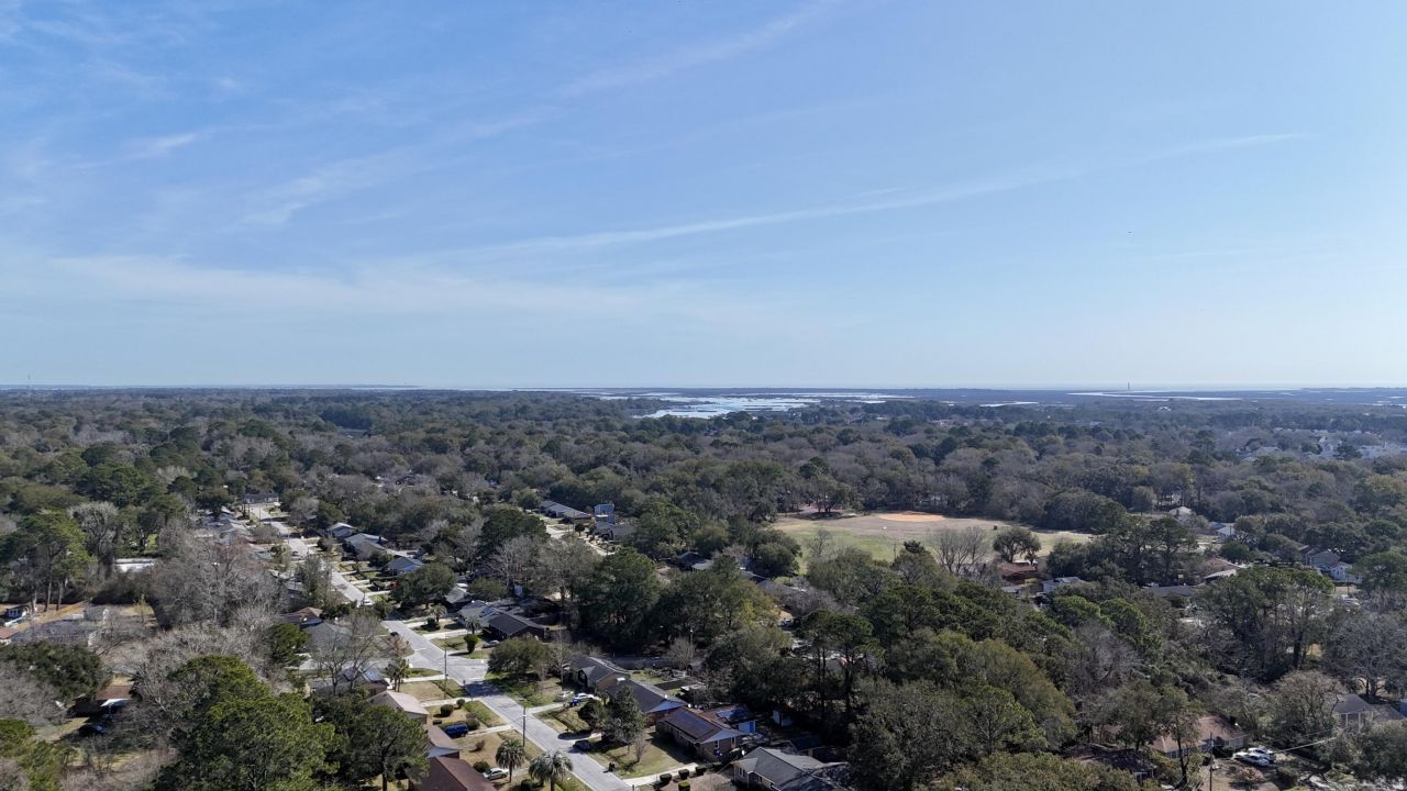 1438 Folly Road Photo 4