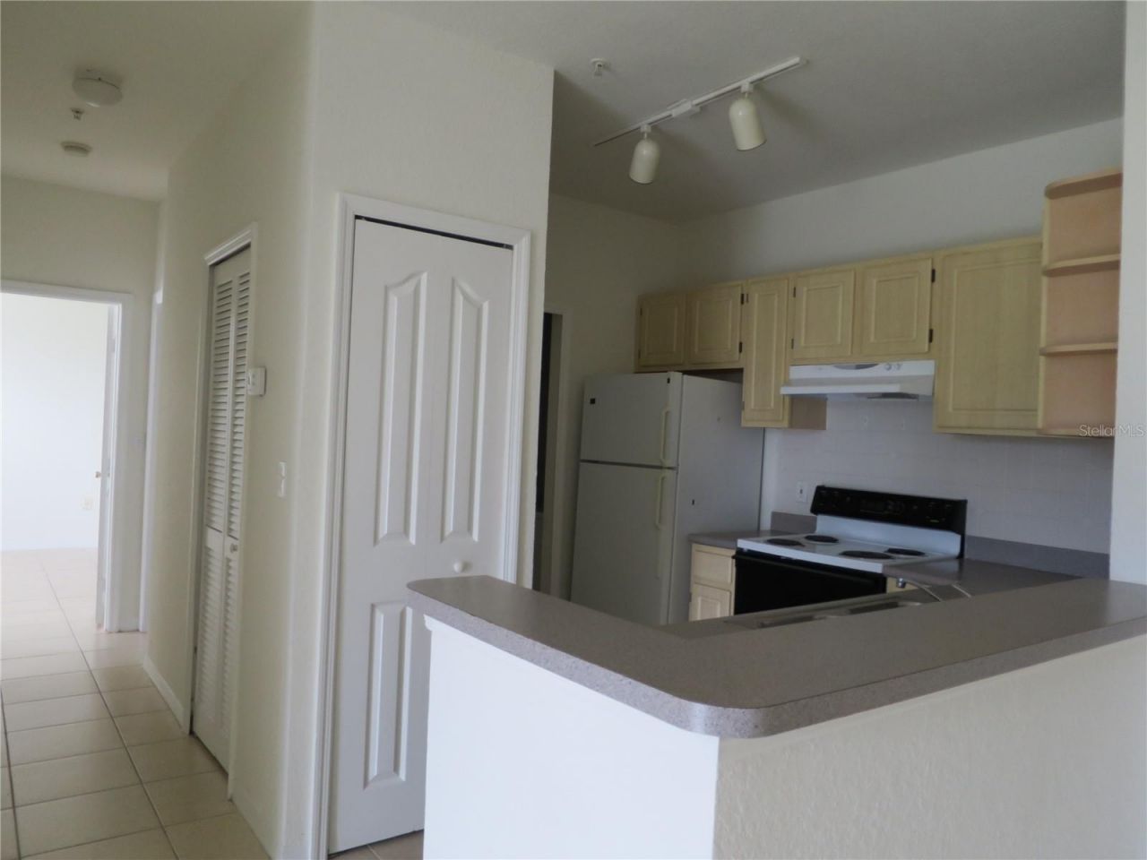 8826 Dunes Court , Unit 208, Kissimmee, FL 34747 Photo