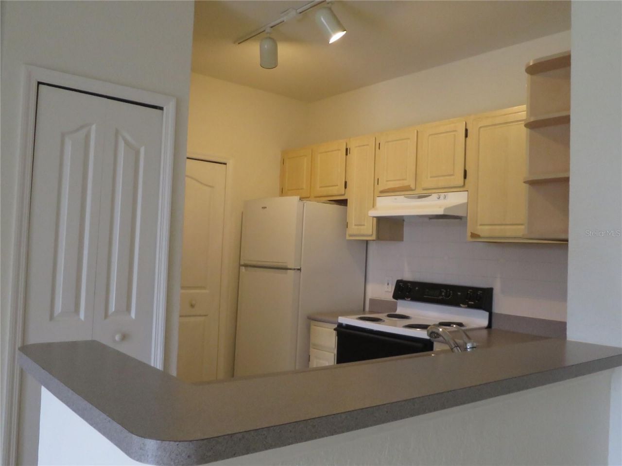 8826 Dunes Court , Unit 208, Kissimmee, FL 34747 Photo