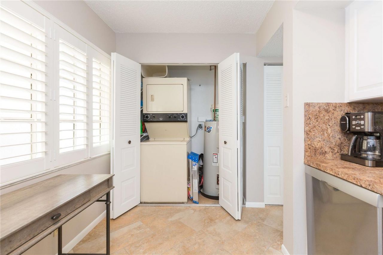 5729 Puerta Del Sol Boulevard S, Unit 277, Saint Petersburg, FL 33715 Photo
