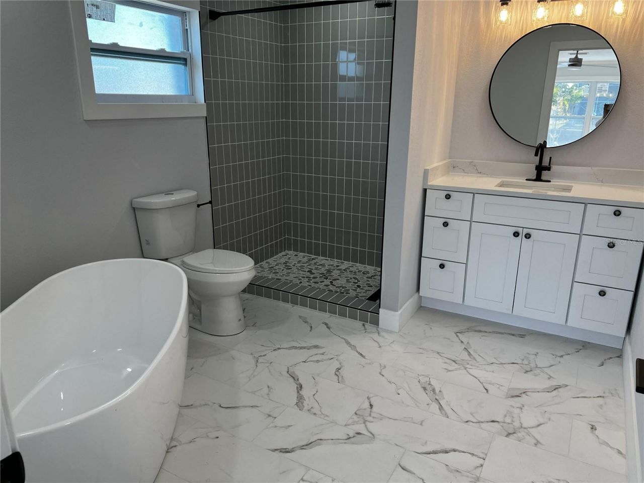 403 28th Street, Holmes Beach, FL 34217 Photo