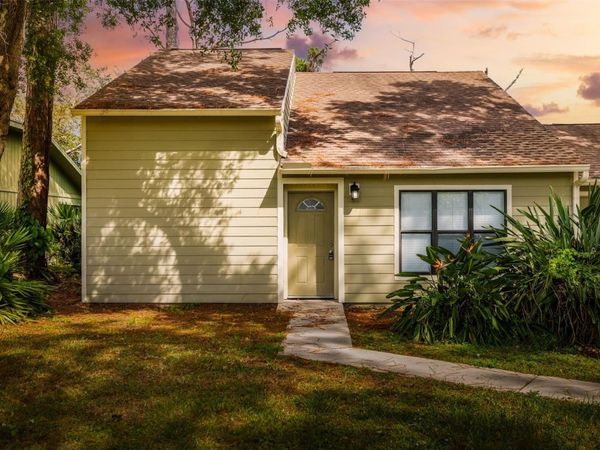 2004 WOOD HOLLOW PLACE , SARASOTA, FL 34235