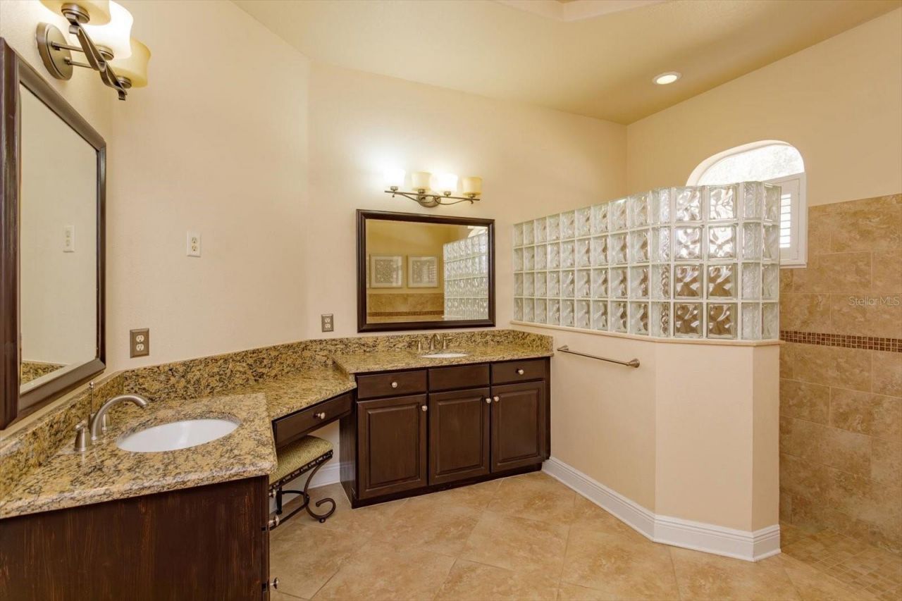 8816 Great Cove Drive, Orlando, FL 32819 Photo