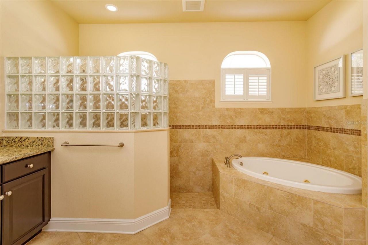 8816 Great Cove Drive, Orlando, FL 32819 Photo