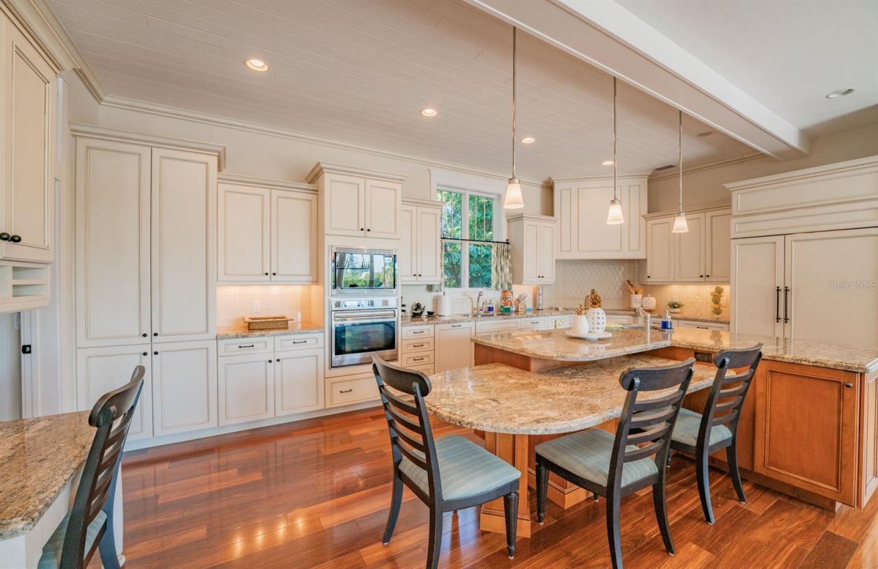 714 Jacaranda Road, Anna Maria, FL 34216 Photo