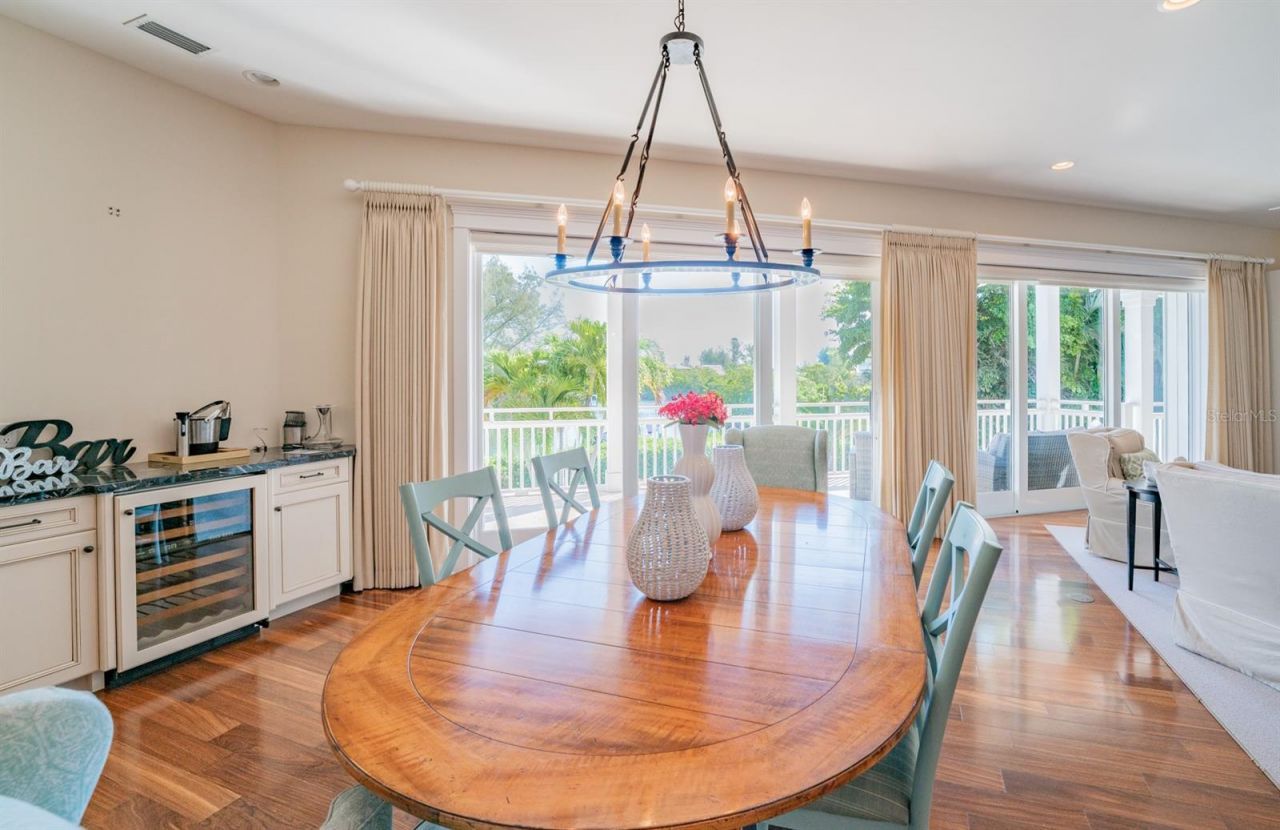 714 Jacaranda Road, Anna Maria, FL 34216 Photo