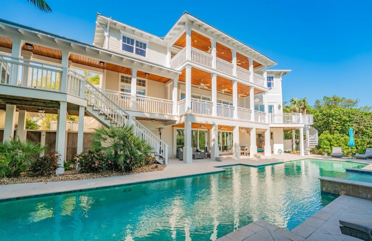 714 Jacaranda Road, Anna Maria, FL 34216 Photo