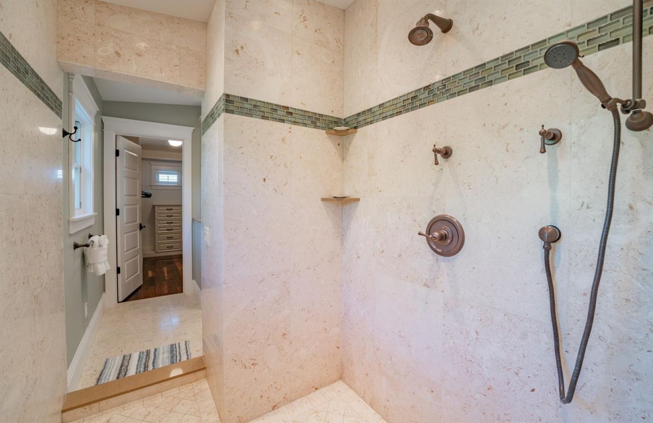 714 Jacaranda Road, Anna Maria, FL 34216 Photo