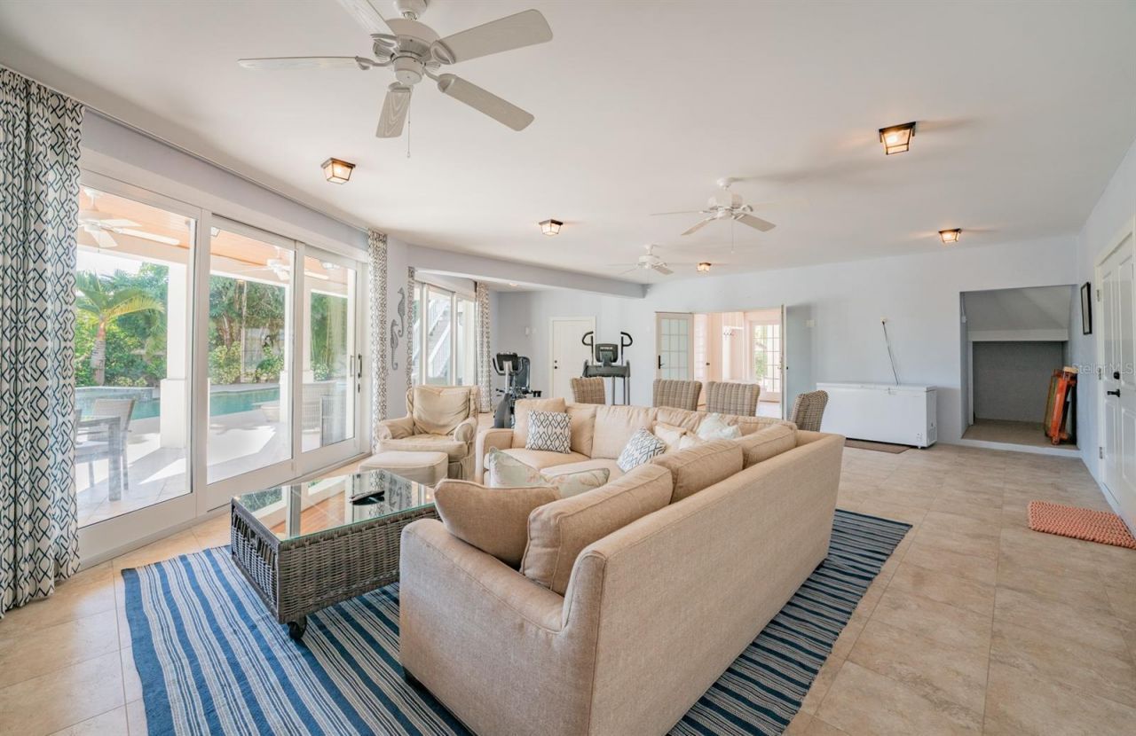 714 Jacaranda Road, Anna Maria, FL 34216 Photo