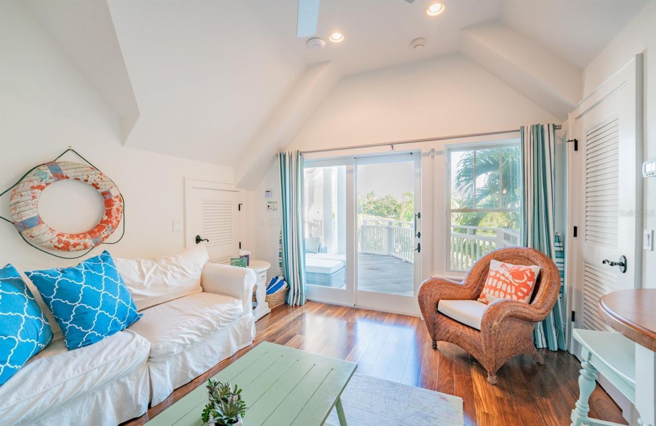 714 Jacaranda Road, Anna Maria, FL 34216 Photo