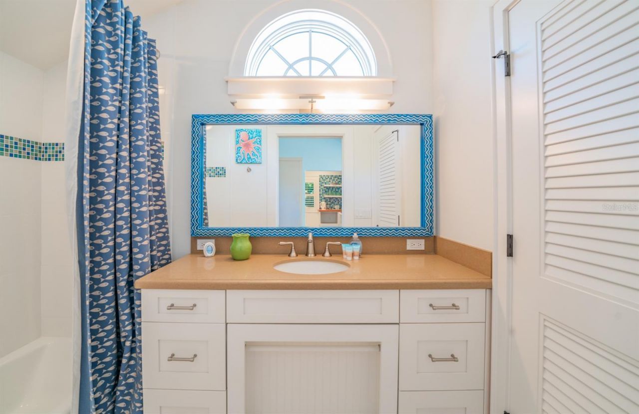 714 Jacaranda Road, Anna Maria, FL 34216 Photo