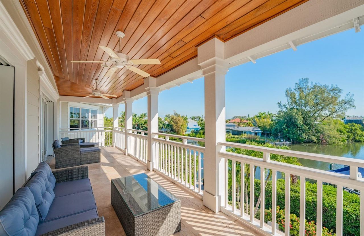 714 Jacaranda Road, Anna Maria, FL 34216 Photo