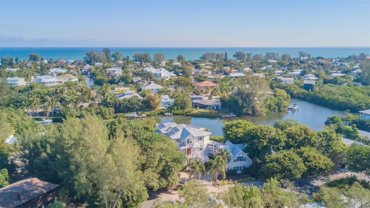 714 Jacaranda Road, Anna Maria, FL 34216 Photo