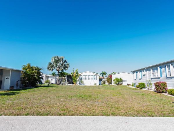 12 FREEMAN AVENUE , PUNTA GORDA, FL 33950