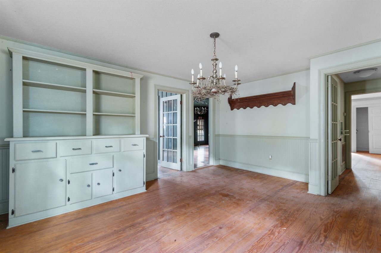 402 Wilkinson St. Photo 12