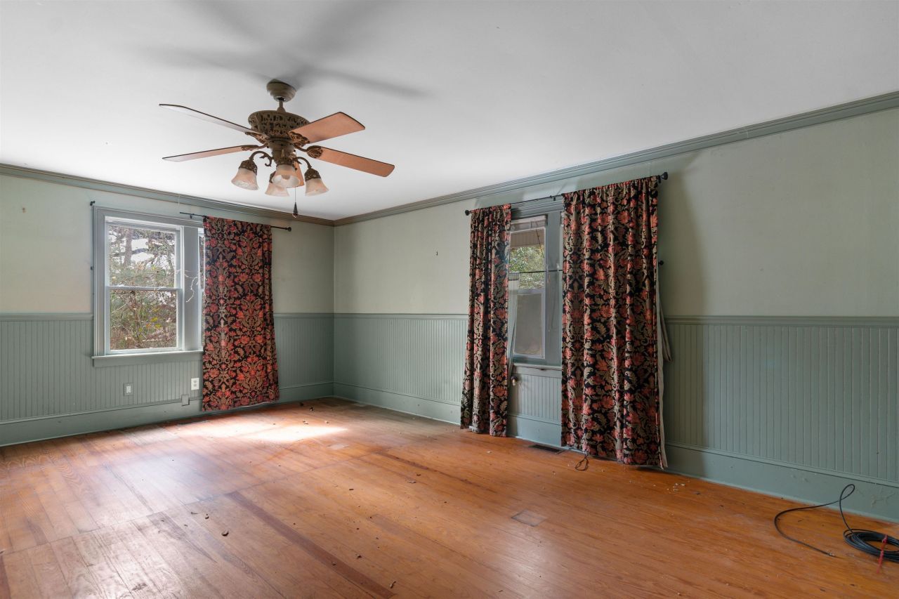 402 Wilkinson St. Photo 14