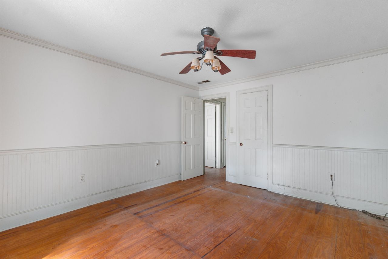 402 Wilkinson St. Photo 17