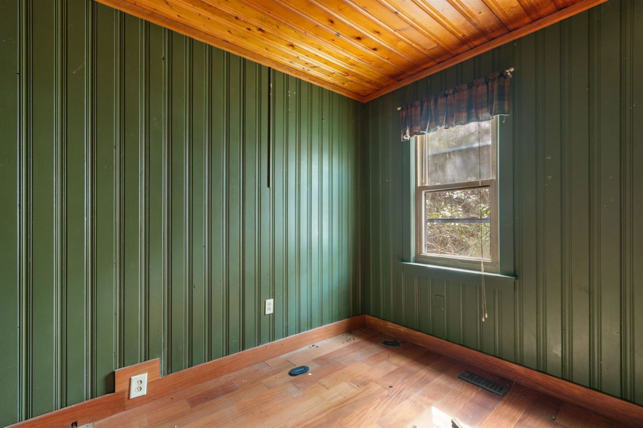 402 Wilkinson St. Photo 20