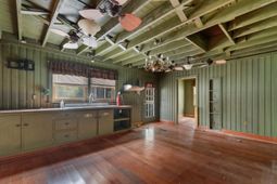 402 Wilkinson St. photo 4