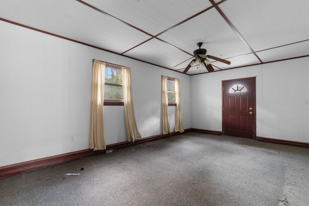 402 Wilkinson St. Photo 30