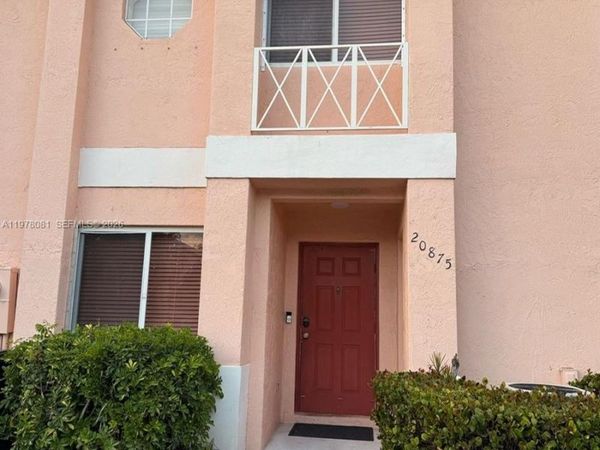 20875 NW 4th St , Pembroke Pines, FL 33029