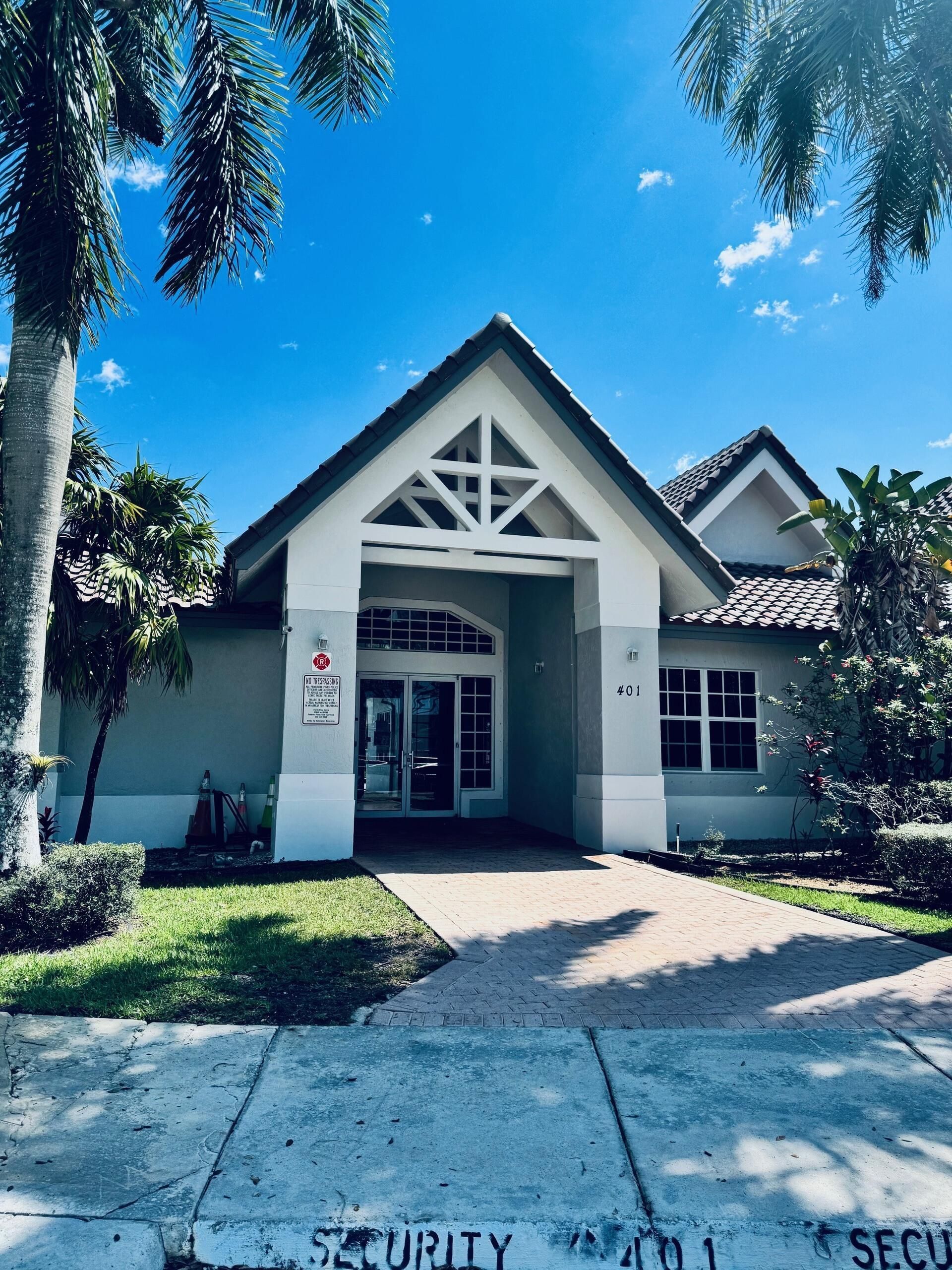 20875 NW 4th St, Pembroke Pines, FL 33029 Photo