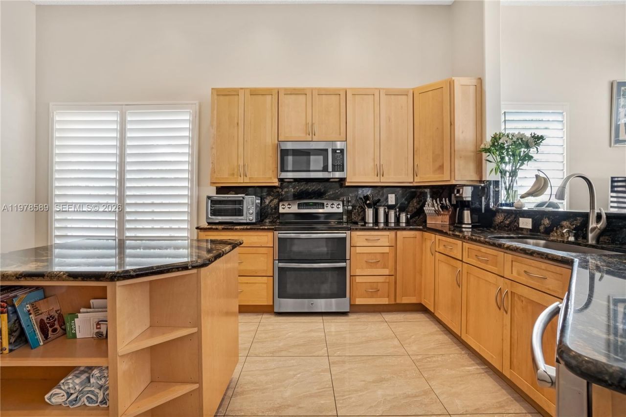 5297 SW 34th Way, Hollywood, FL 33312 Photo