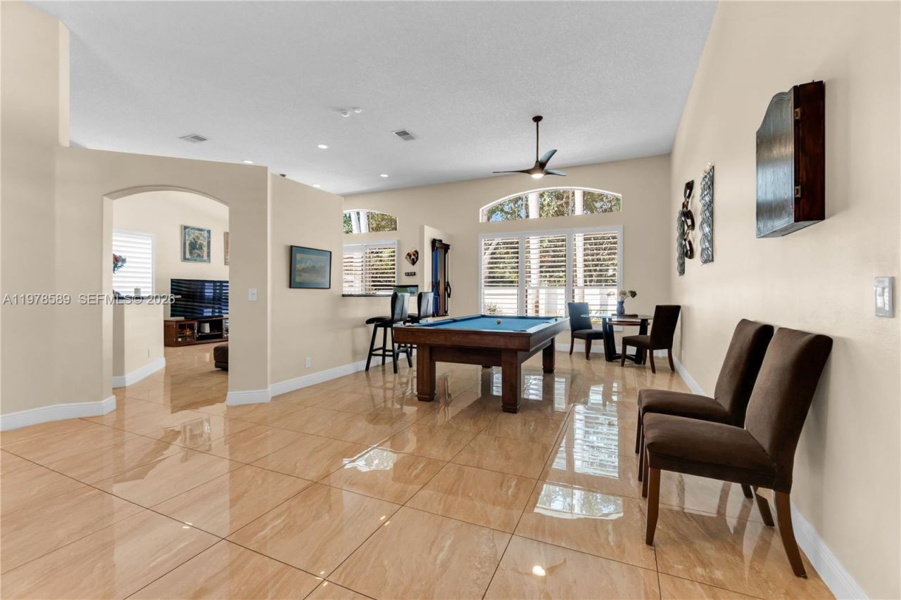 5297 SW 34th Way, Hollywood, FL 33312 Photo
