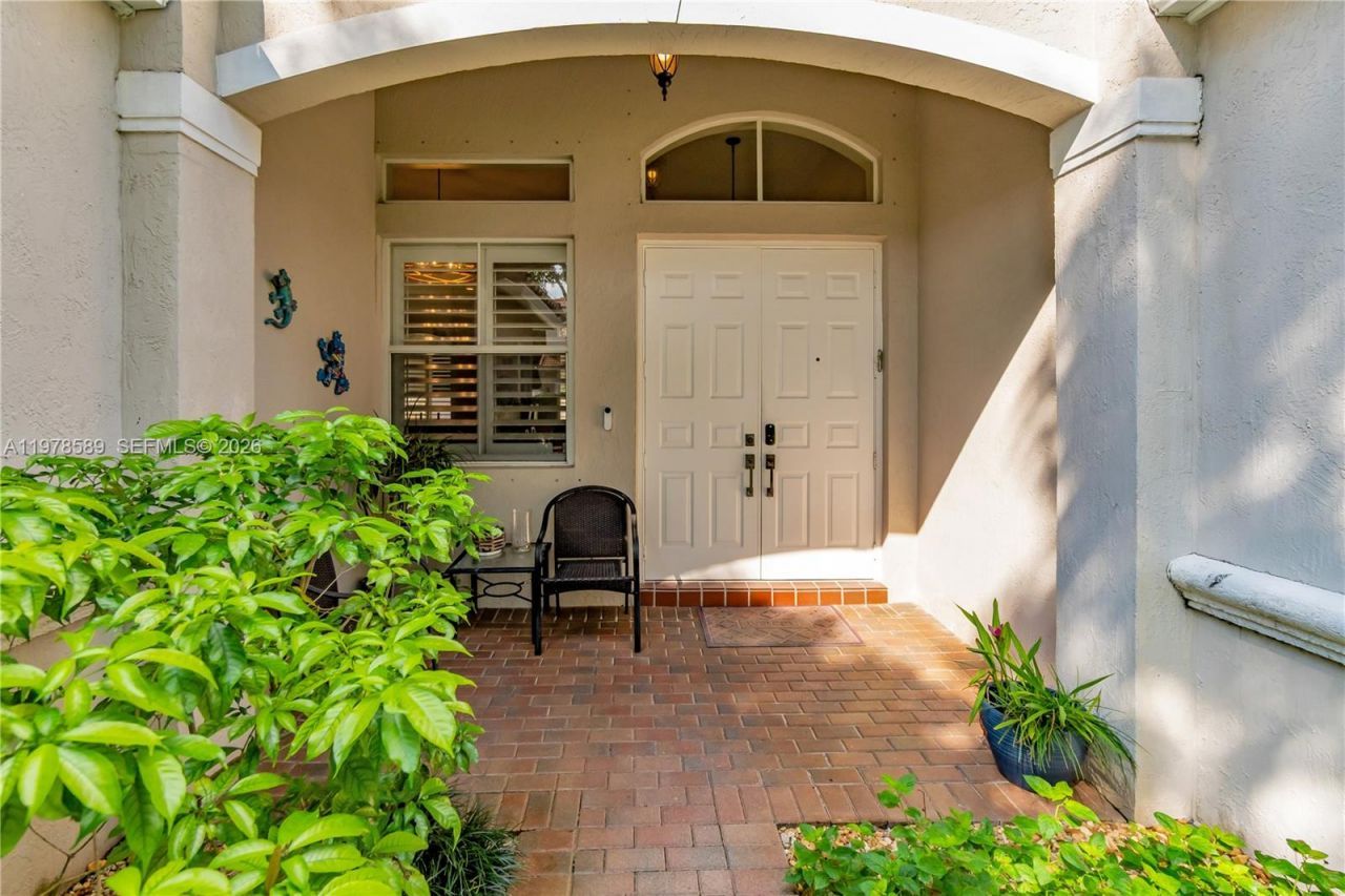 5297 SW 34th Way, Hollywood, FL 33312 Photo
