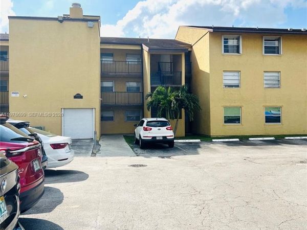 15470 SW 82nd Ln , Unit 316, Miami, FL 33193